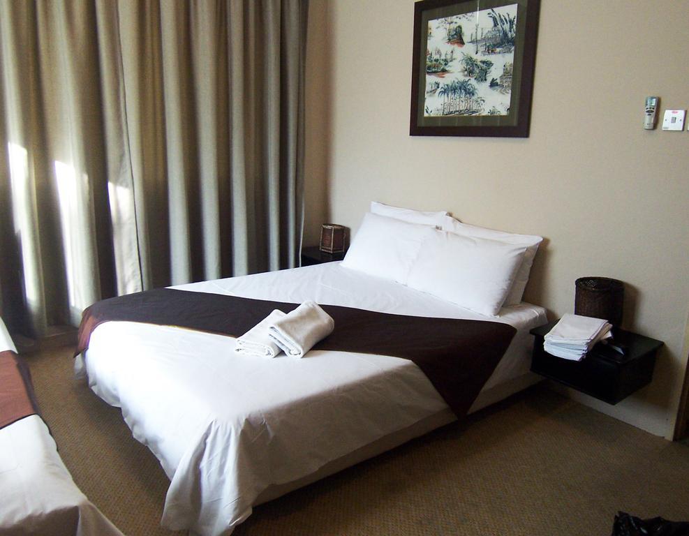Tune Hotel - Waterfront Kuching Room photo